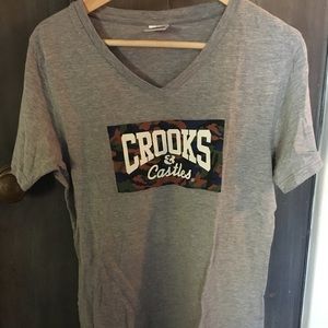 Crooks & castles gray T-shirt